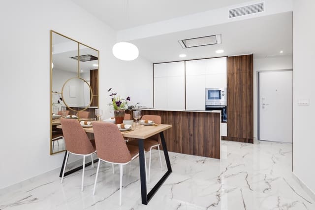 Apartamento de 2 habitaciones en San Miguel de Salinas en venta con piscina - 224.000 € (Ref: 9751091)