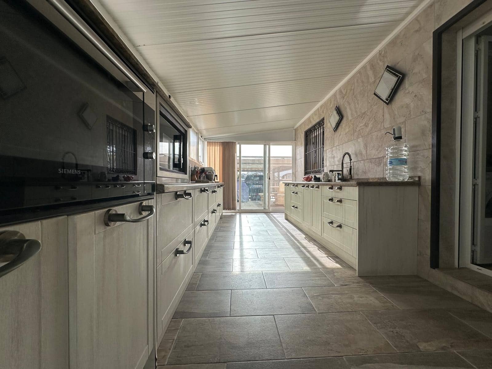 4 sypialnia Willa na sprzedaż w La Marina z basenem garażem - 238 000 € (Ref: 9757792)