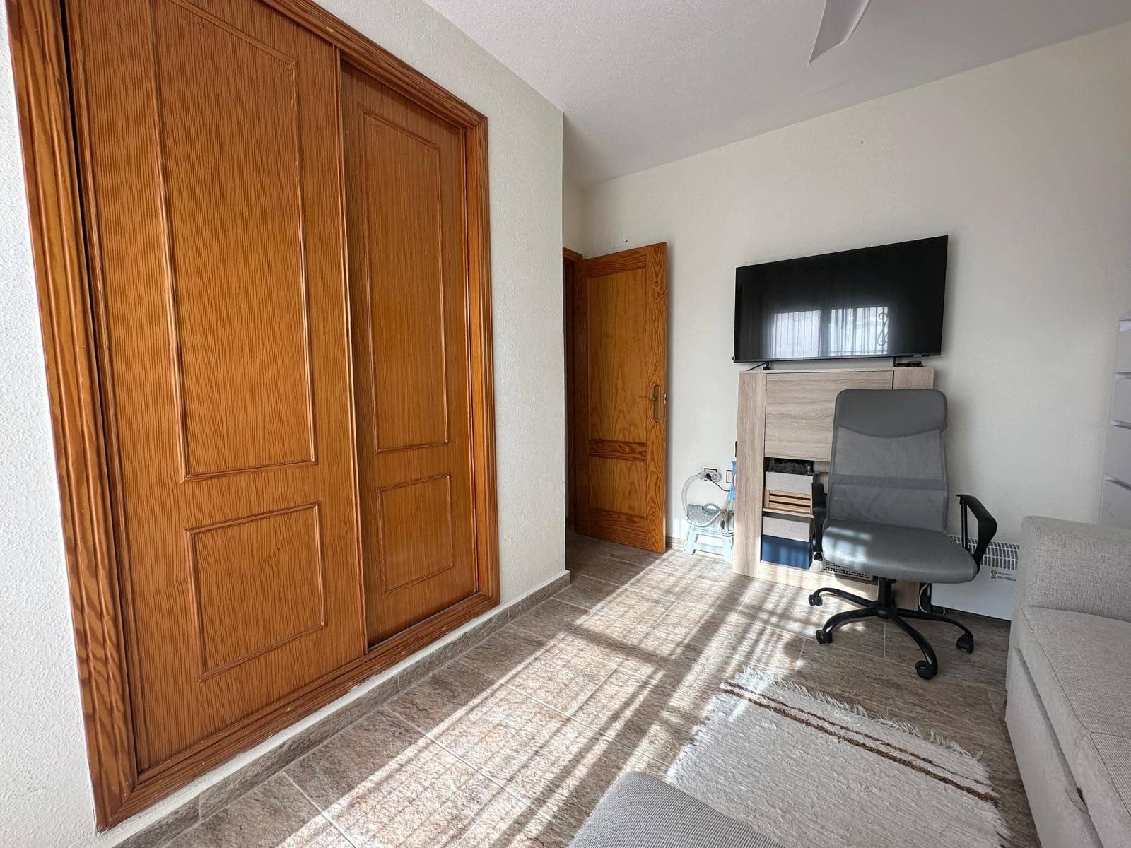 4 sypialnia Willa na sprzedaż w La Marina z basenem garażem - 238 000 € (Ref: 9757792)