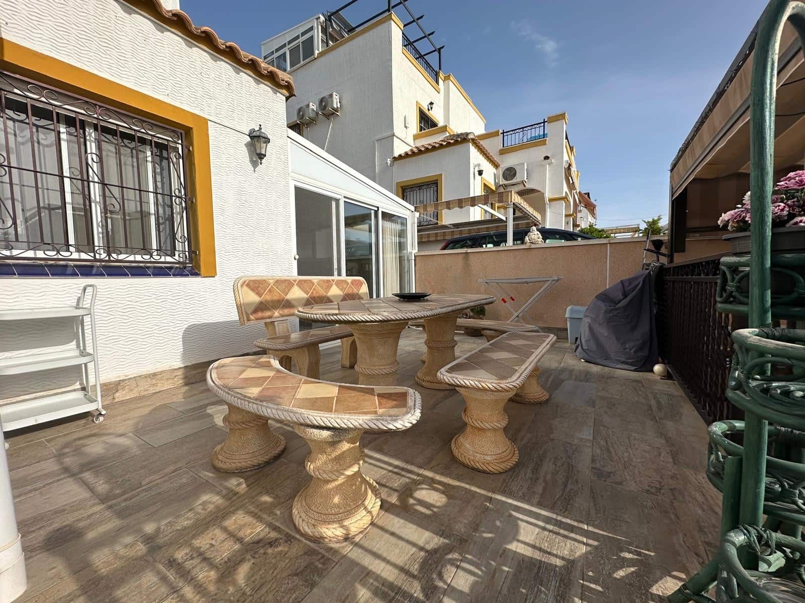 4 sypialnia Willa na sprzedaż w La Marina z basenem garażem - 238 000 € (Ref: 9757792)