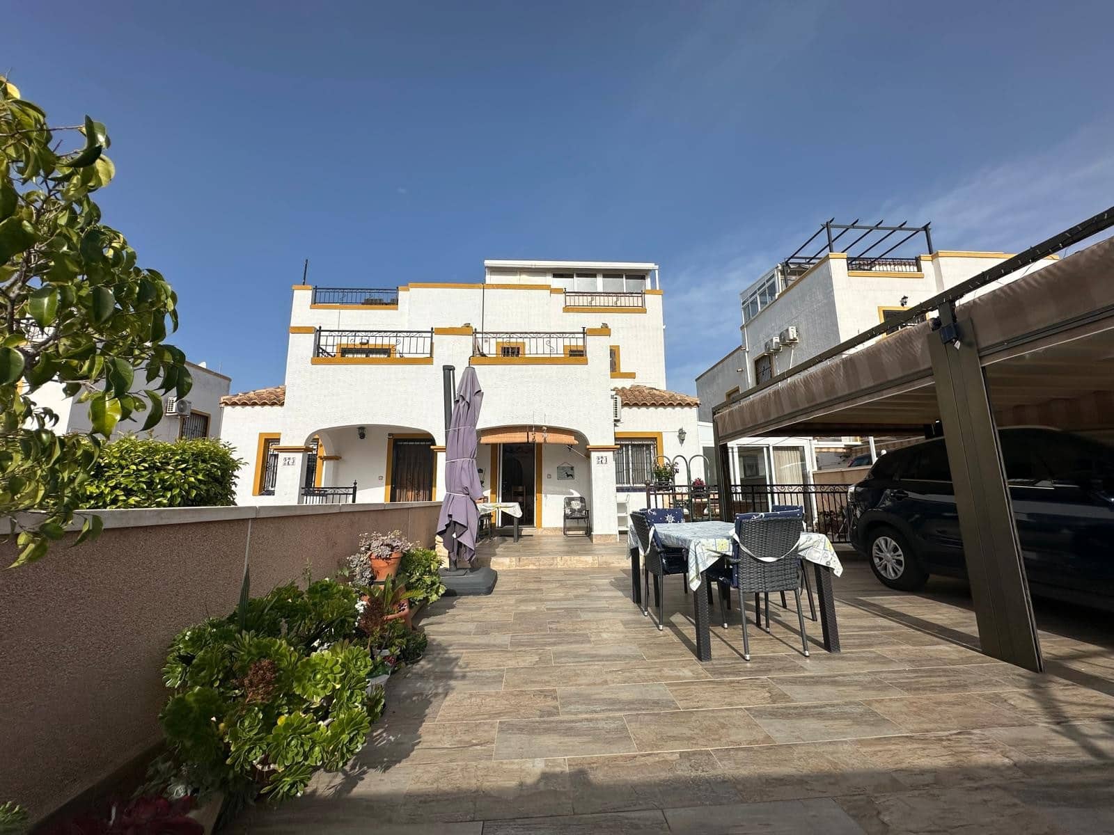 4 sypialnia Willa na sprzedaż w La Marina z basenem garażem - 238 000 € (Ref: 9757792)