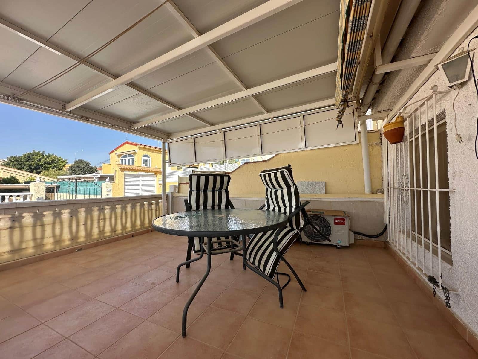 Casa de 1 habitación en La Marina en venta - 90.000 € (Ref: 9757793)