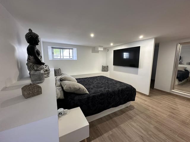 4 soveværelse Villa til salg i La Marina, Elche / Elx med swimmingpool garage - € 230.000 (Ref: 9761295)