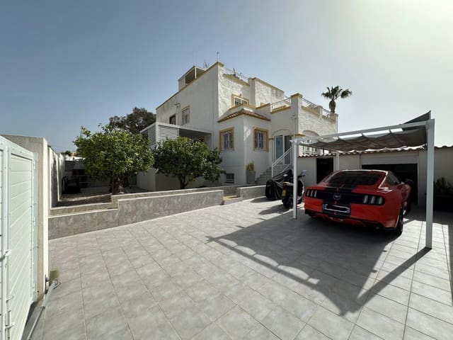 4 soveværelse Villa til salg i La Marina, Elche / Elx med swimmingpool garage - € 230.000 (Ref: 9761295)