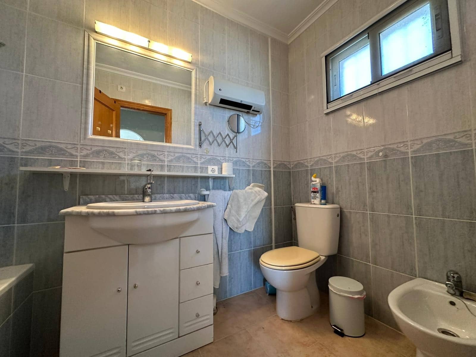 3 soveværelse Villa til salg i La Marina med swimmingpool garage - € 180.000 (Ref: 9779074)