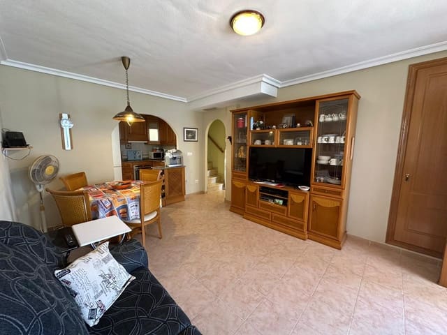 3 quarto Moradia para venda em La Marina, Elche / Elx com piscina garagem - 180 000 € (Ref: 9779074)