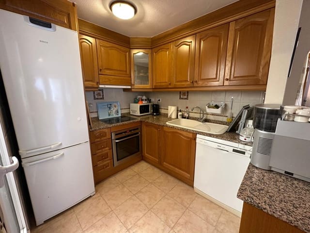 3 quarto Moradia para venda em La Marina, Elche / Elx com piscina garagem - 180 000 € (Ref: 9779074)