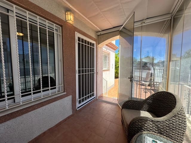 3 quarto Moradia para venda em La Marina, Elche / Elx com piscina garagem - 180 000 € (Ref: 9779074)