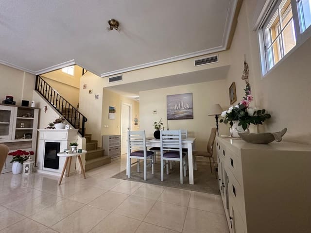 3 soveværelse Villa til salg i La Marina, Elche / Elx med swimmingpool - € 195.000 (Ref: 9781119)