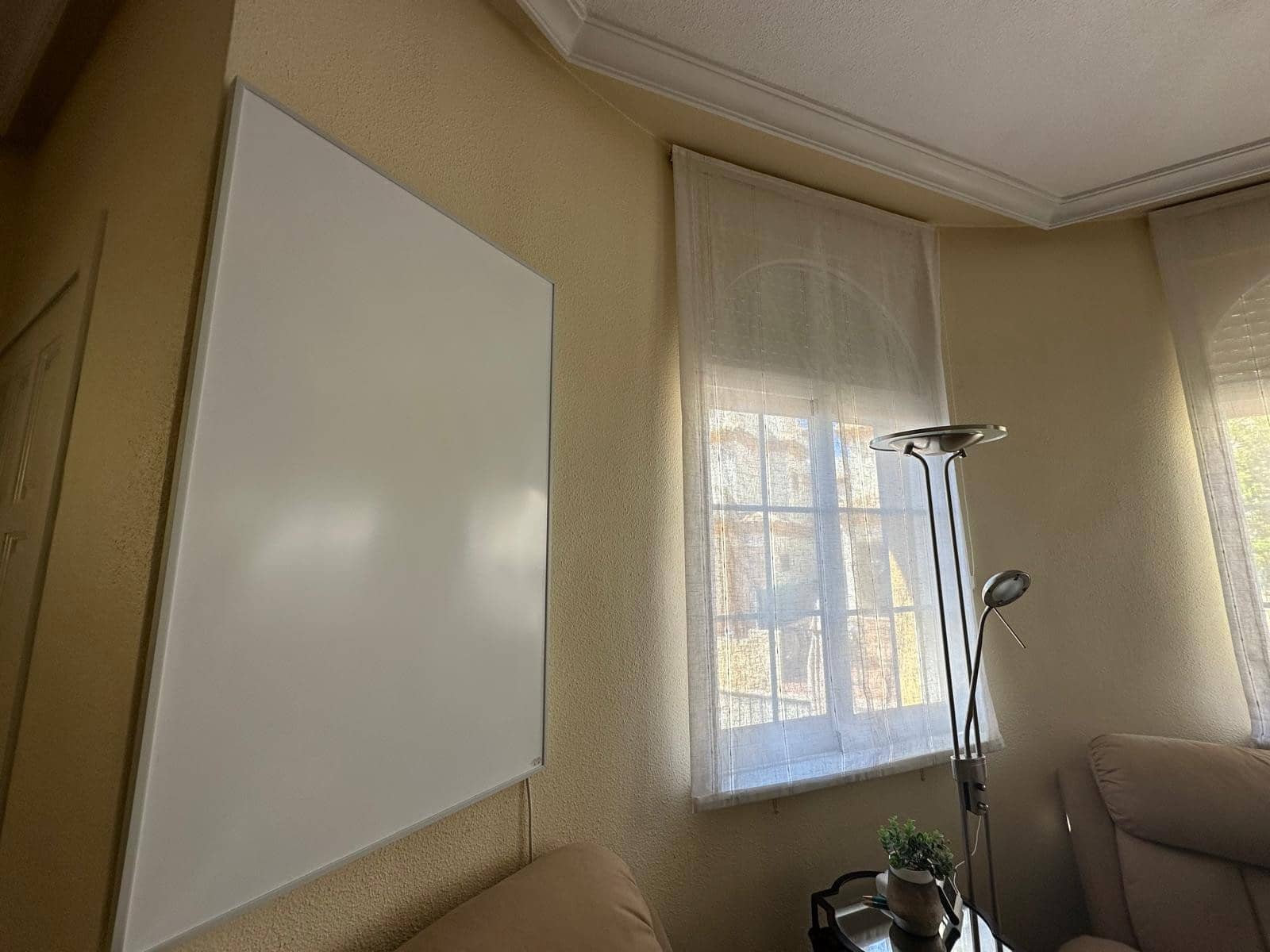 3 bedroom Villa for sale in La Marina with pool - € 195,000 (Ref: 9781119)