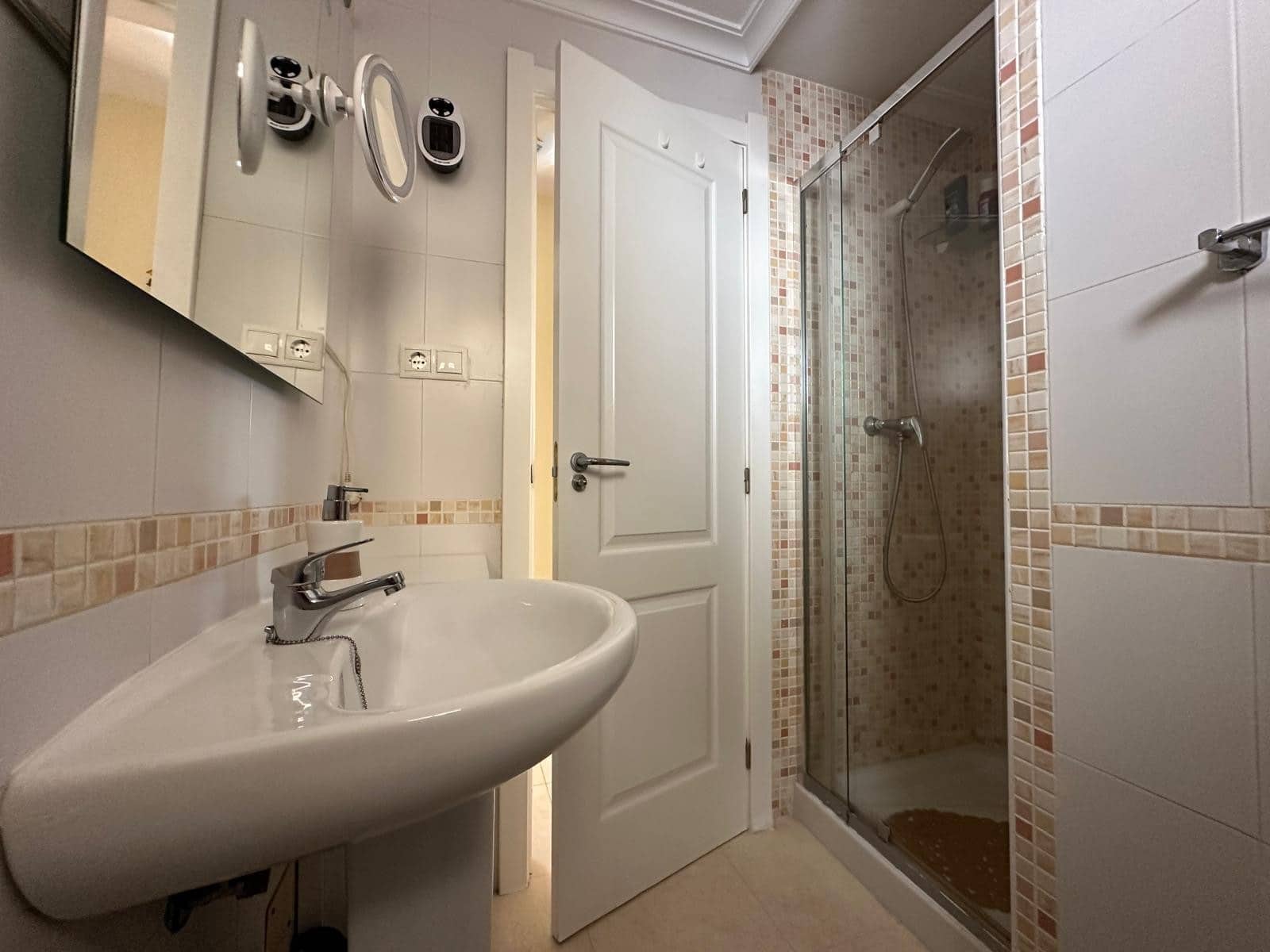 3 bedroom Villa for sale in La Marina with pool - € 195,000 (Ref: 9781119)