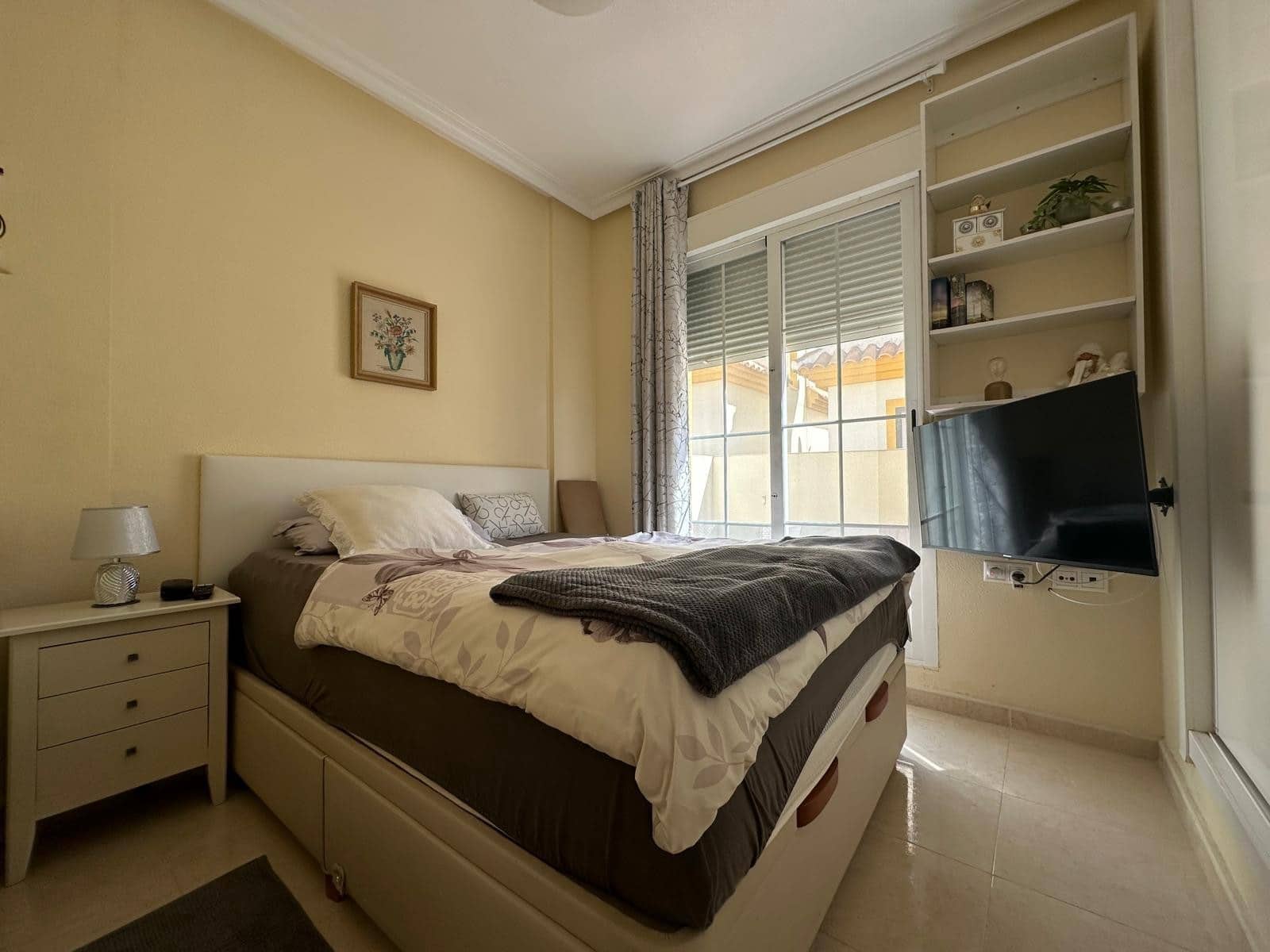 3 bedroom Villa for sale in La Marina with pool - € 195,000 (Ref: 9781119)