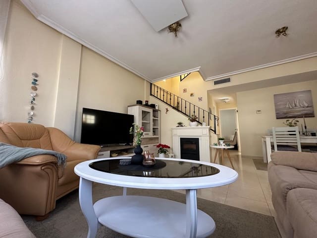 3 soveværelse Villa til salg i La Marina, Elche / Elx med swimmingpool - € 195.000 (Ref: 9781119)