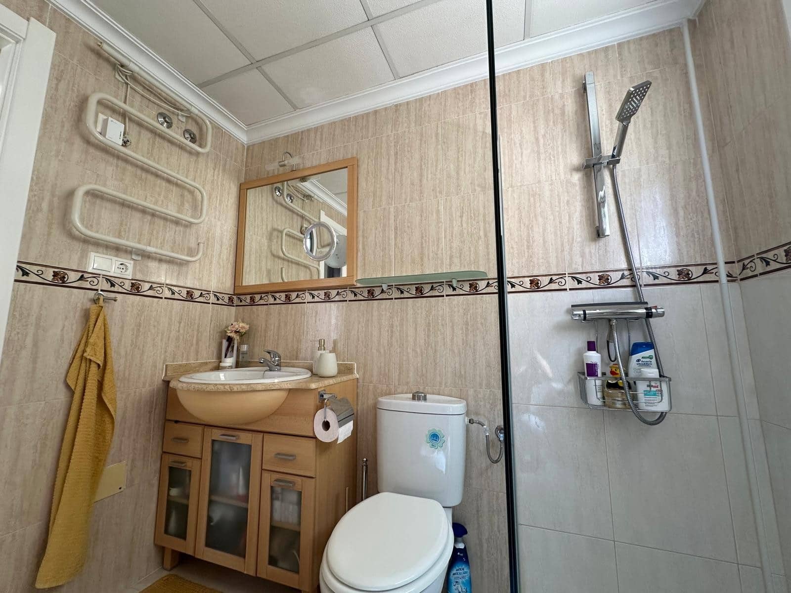 3 bedroom Villa for sale in La Marina with pool - € 195,000 (Ref: 9781119)