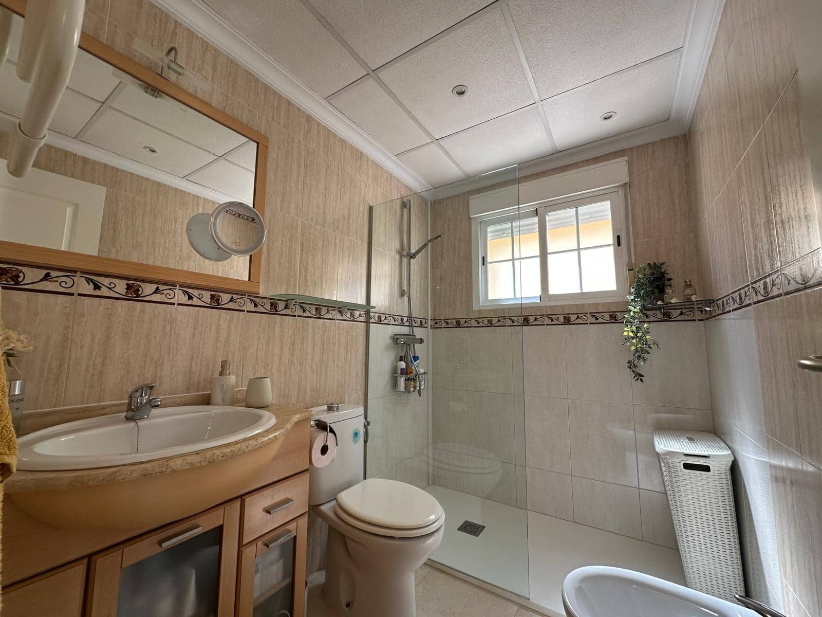 3 bedroom Villa for sale in La Marina with pool - € 195,000 (Ref: 9781119)