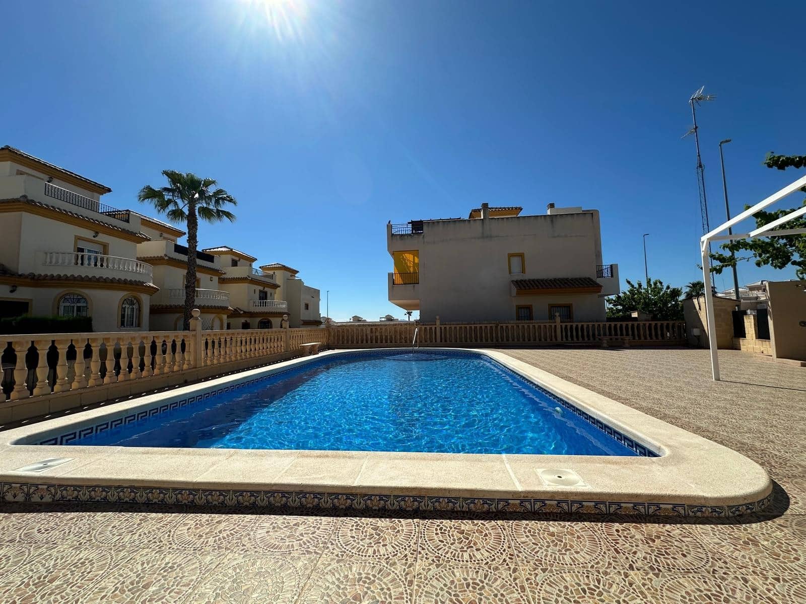 3 bedroom Villa for sale in La Marina with pool - € 195,000 (Ref: 9781119)