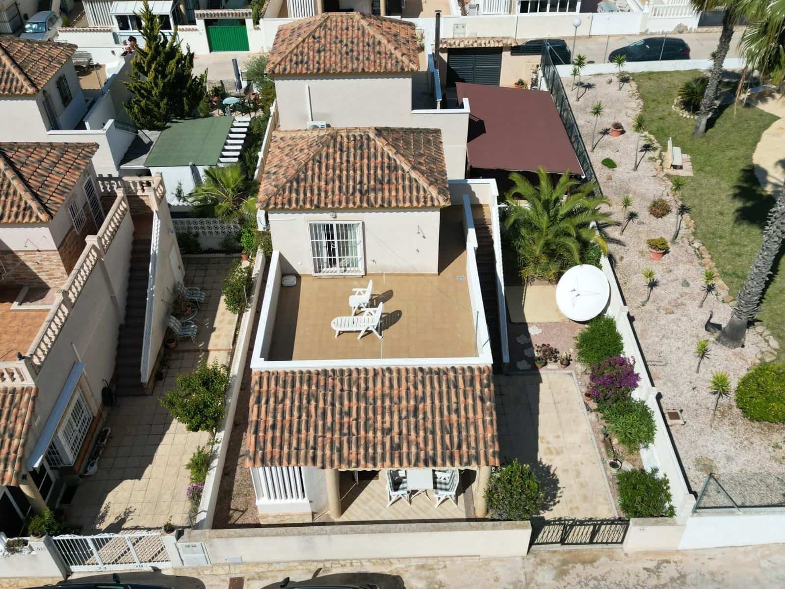 3 soveværelse Villa til salg i La Marina med swimmingpool garage - € 195.000 (Ref: 9781391)