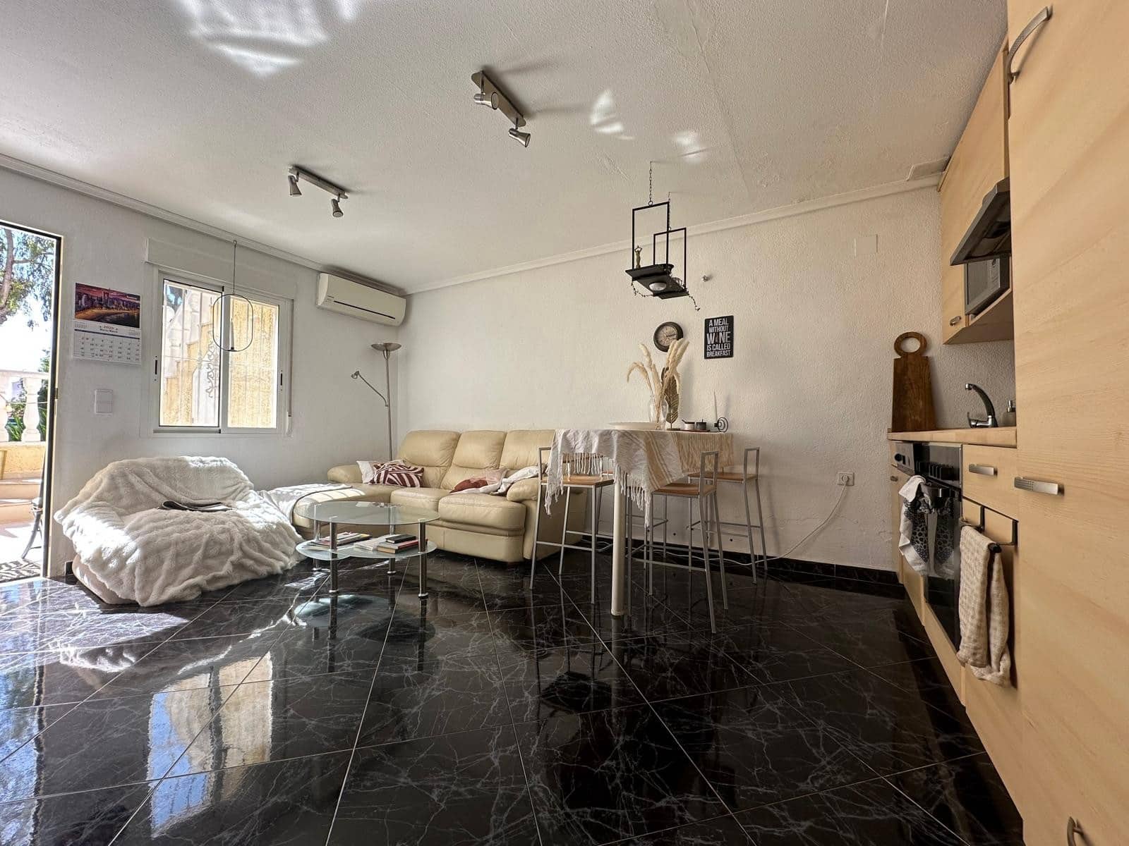 1 soveværelse Semi-Rækkehus til salg i La Marina - € 95.000 (Ref: 9782489)