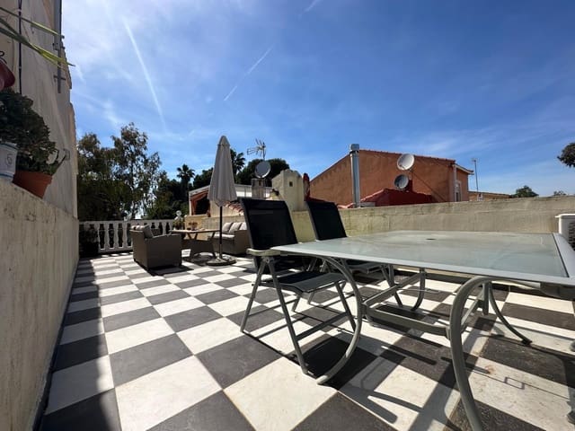 1 soveværelse Semi-Rækkehus til salg i La Marina, Elche / Elx - € 95.000 (Ref: 9782489)