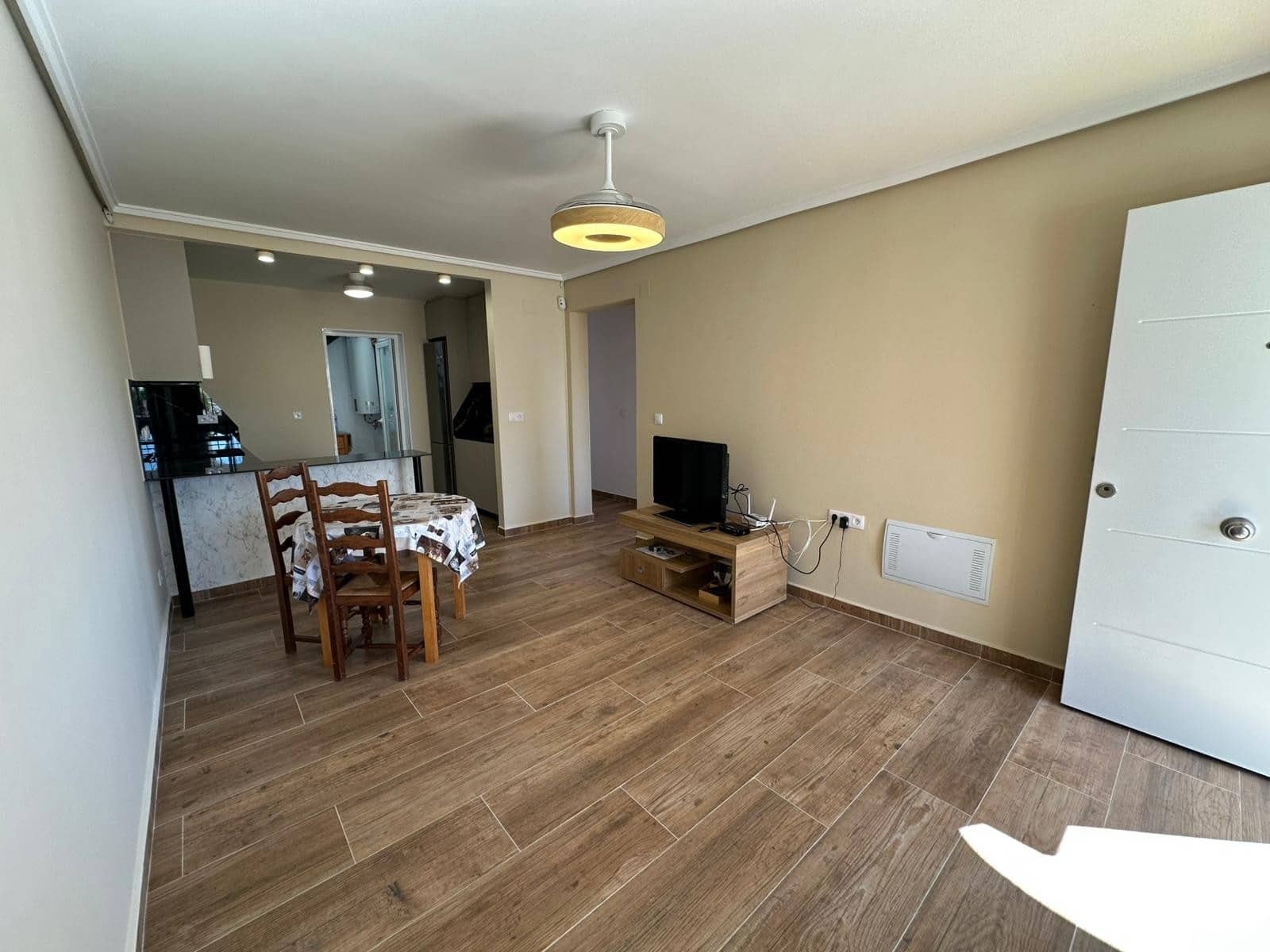 3 sypialnia Willa na sprzedaż w La Marina z basenem garażem - 195 000 € (Ref: 9787566)