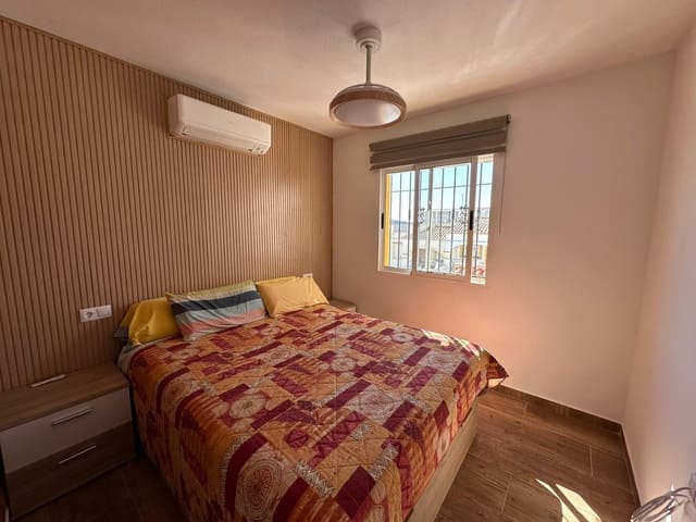 3 sypialnia Willa na sprzedaż w La Marina, Elche / Elx z basenem garażem - 195 000 € (Ref: 9787566)