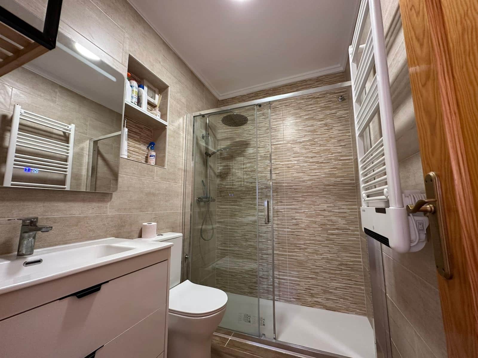 3 sypialnia Willa na sprzedaż w La Marina z basenem garażem - 195 000 € (Ref: 9787566)