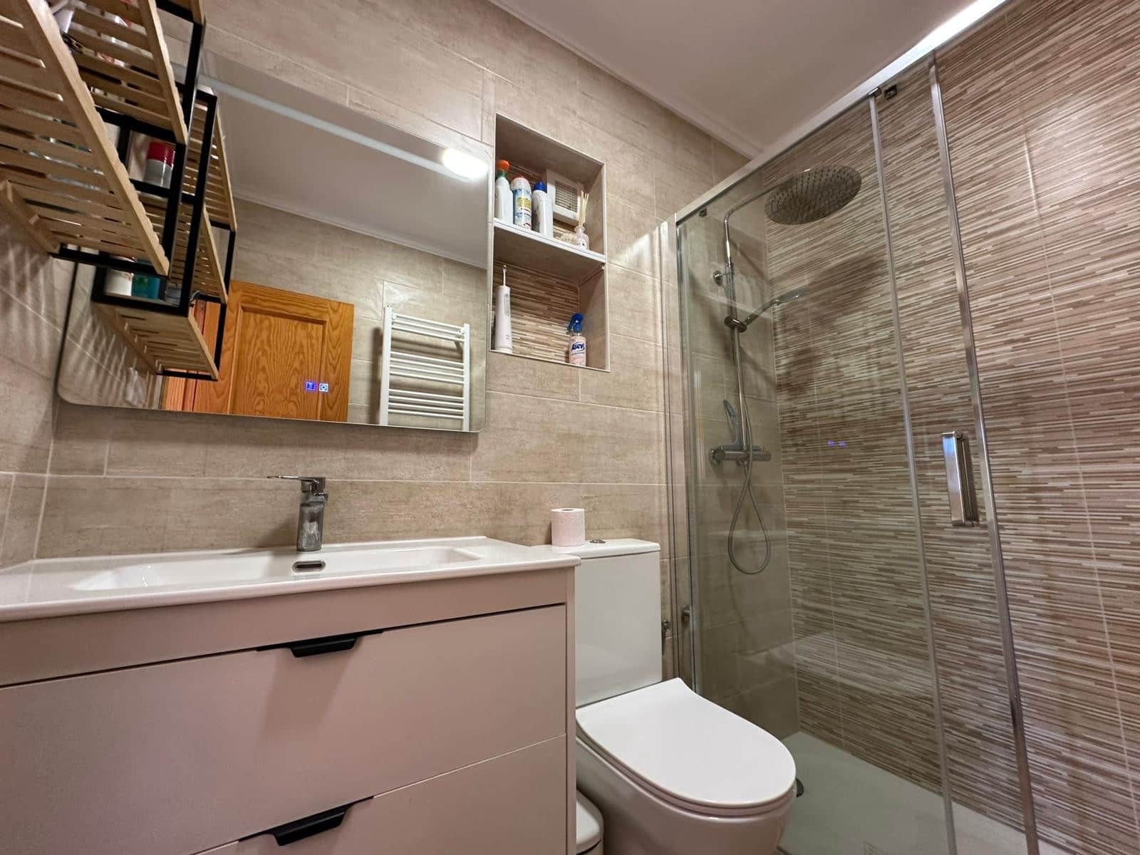 3 sypialnia Willa na sprzedaż w La Marina z basenem garażem - 195 000 € (Ref: 9787566)