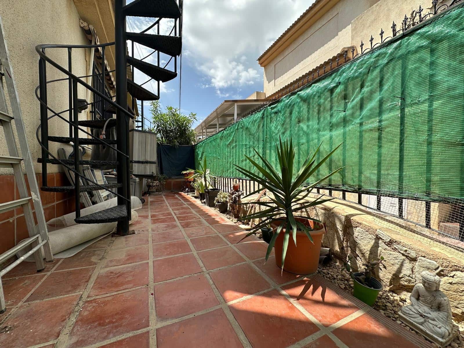 2 Zimmer Doppelhaus zu verkaufen in La Marina mit Garage - 135.000 € (Ref: 9795073)