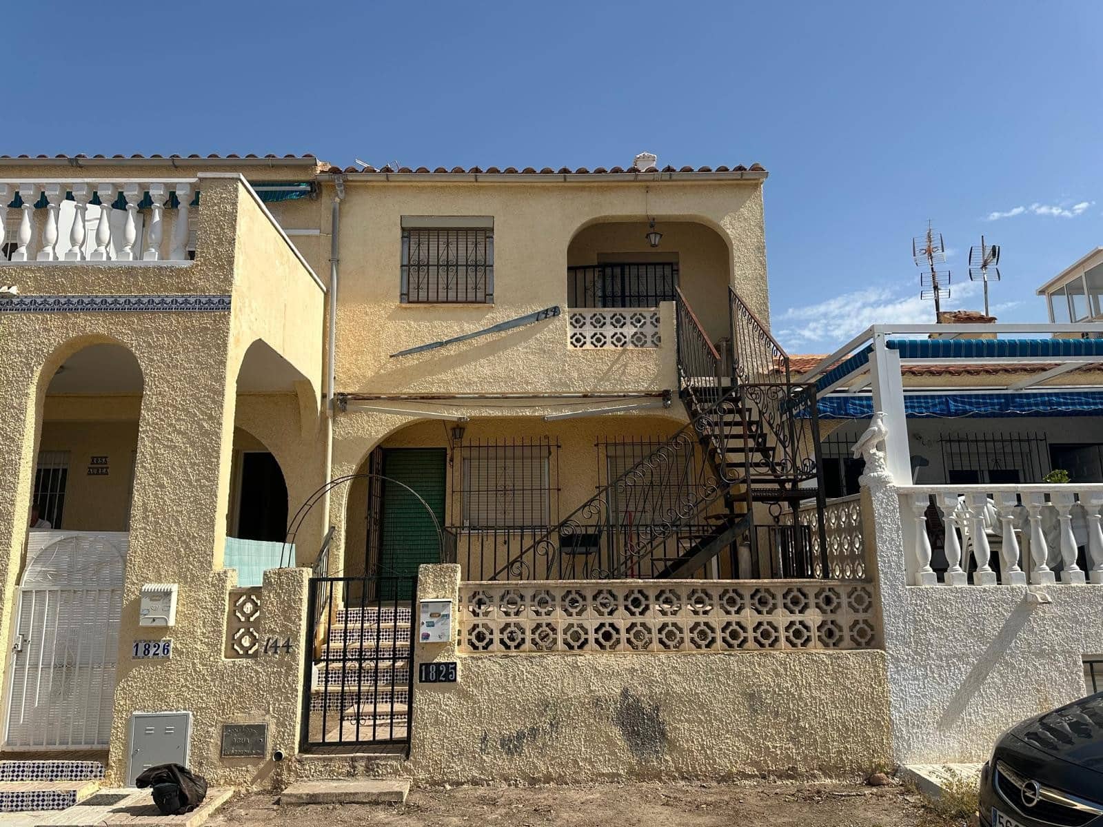 2 slaapkamer Huis te koop in La Marina - € 120.000 (Ref: 9795074)