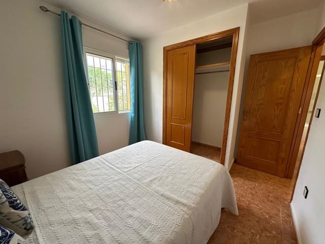 2 quarto Moradia Geminada para venda em La Marina, Elche / Elx com piscina garagem - 208 000 € (Ref: 9797755)