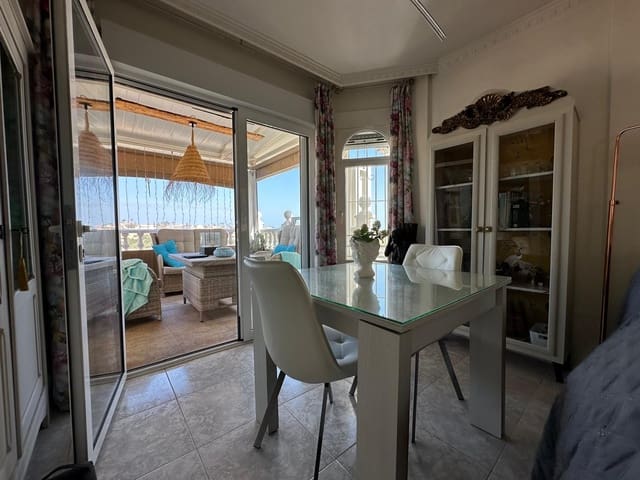 3 Zimmer Villa zu verkaufen in La Marina, Elche / Elx mit Pool Garage - 299.900 € (Ref: 9814617)