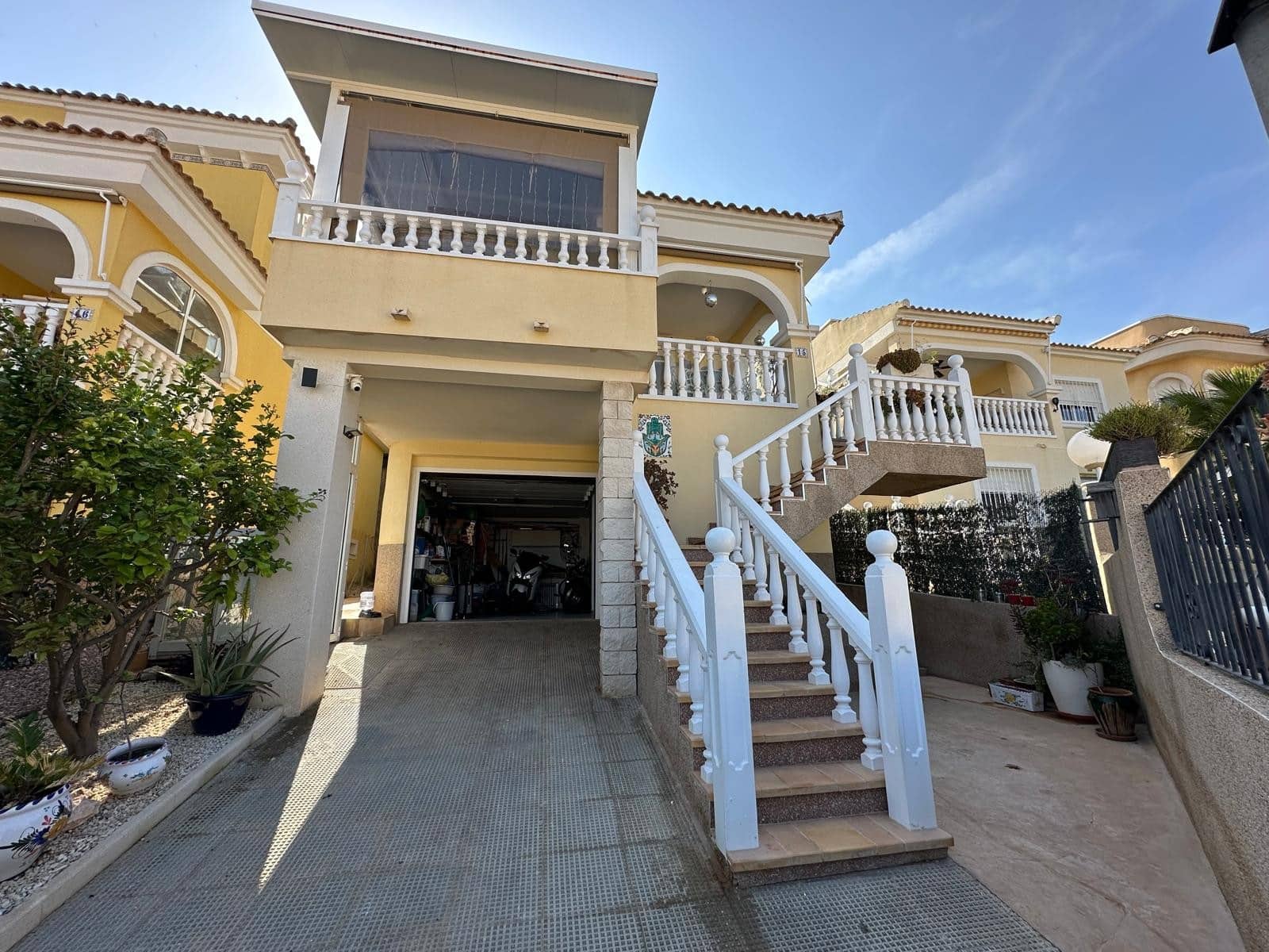 3 Zimmer Villa zu verkaufen in La Marina mit Pool Garage - 299.900 € (Ref: 9814617)