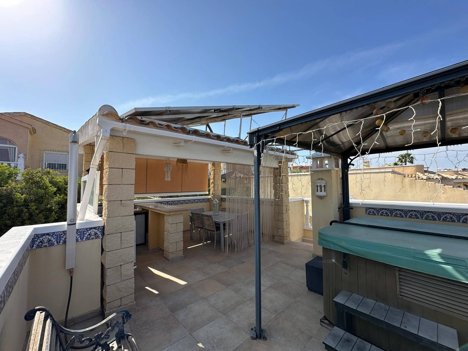 3 Zimmer Villa zu verkaufen in La Marina mit Pool Garage - 299.900 € (Ref: 9814617)