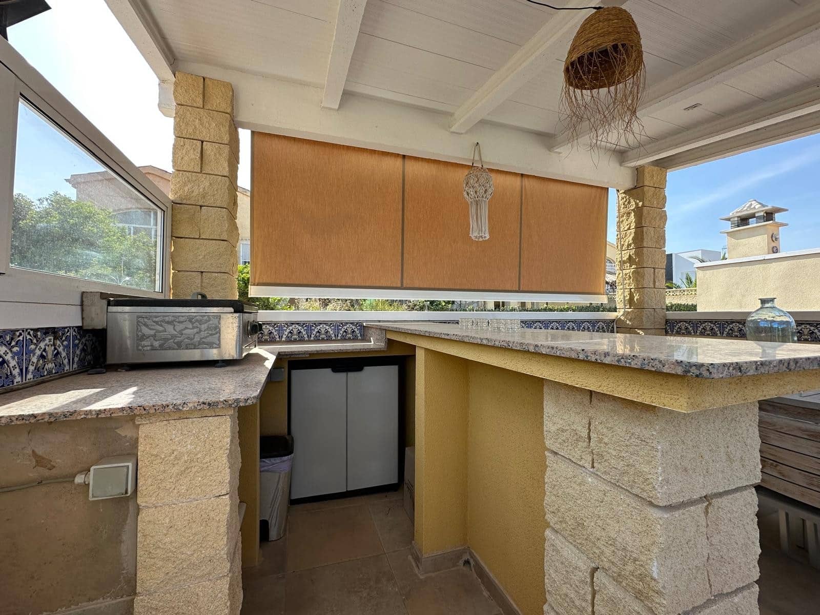 3 Zimmer Villa zu verkaufen in La Marina mit Pool Garage - 299.900 € (Ref: 9814617)