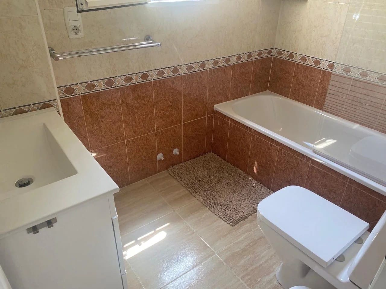 3 soveværelse Villa til salg i La Marina med swimmingpool garage - € 289.000 (Ref: 9838274)