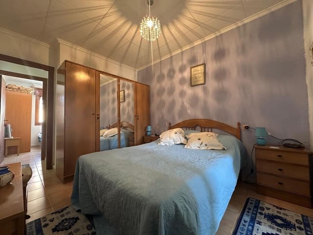 3 soveværelse Byhus til salg i La Marina, Elche / Elx - € 105.000 (Ref: 9850587)