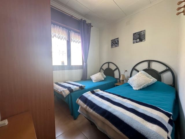 3 soveværelse Byhus til salg i La Marina, Elche / Elx - € 105.000 (Ref: 9850587)