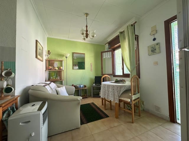 3 soveværelse Byhus til salg i La Marina, Elche / Elx - € 105.000 (Ref: 9850587)