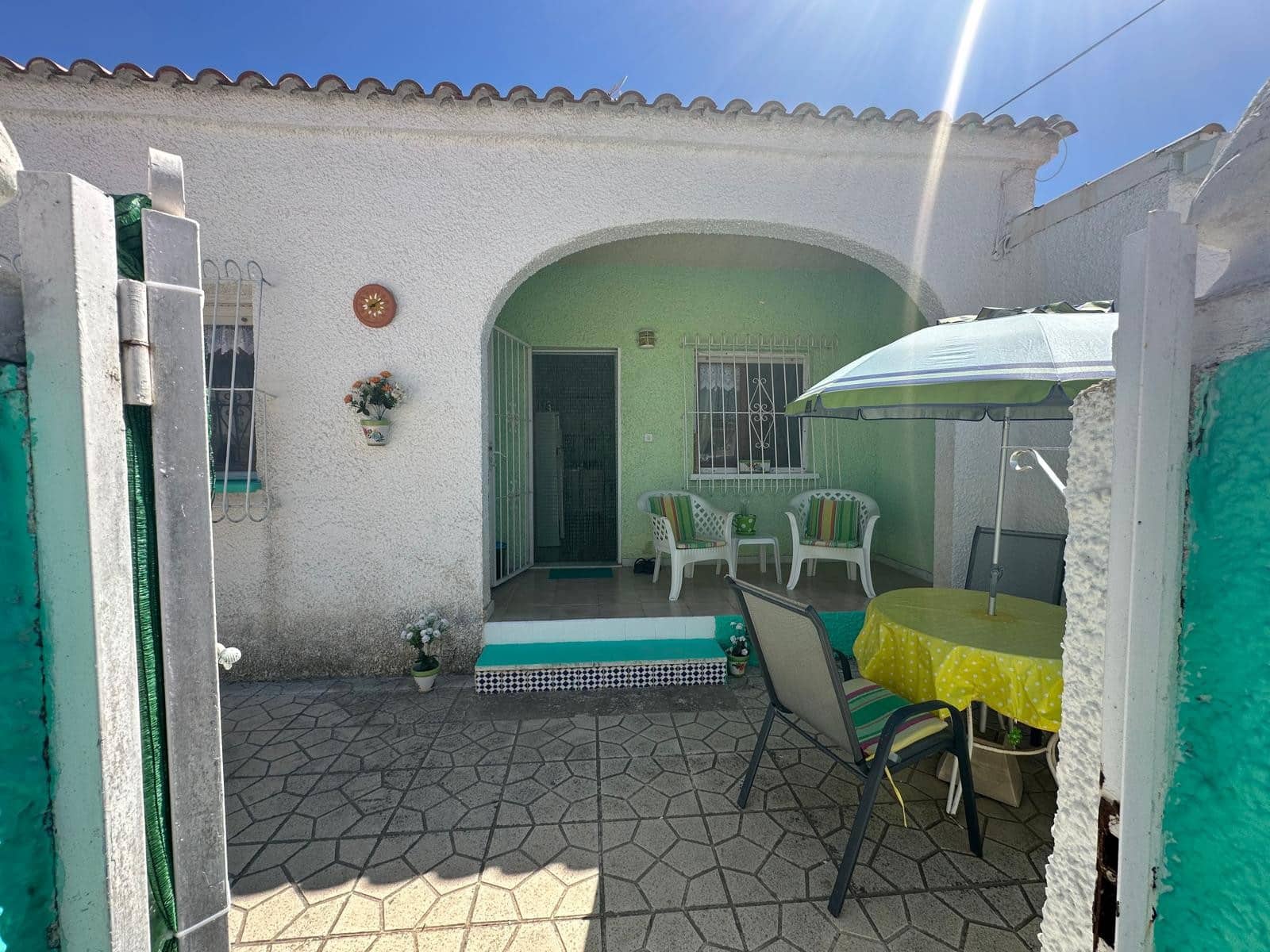 3 bedroom Townhouse for sale in La Marina - € 105,000 (Ref: 9850587)