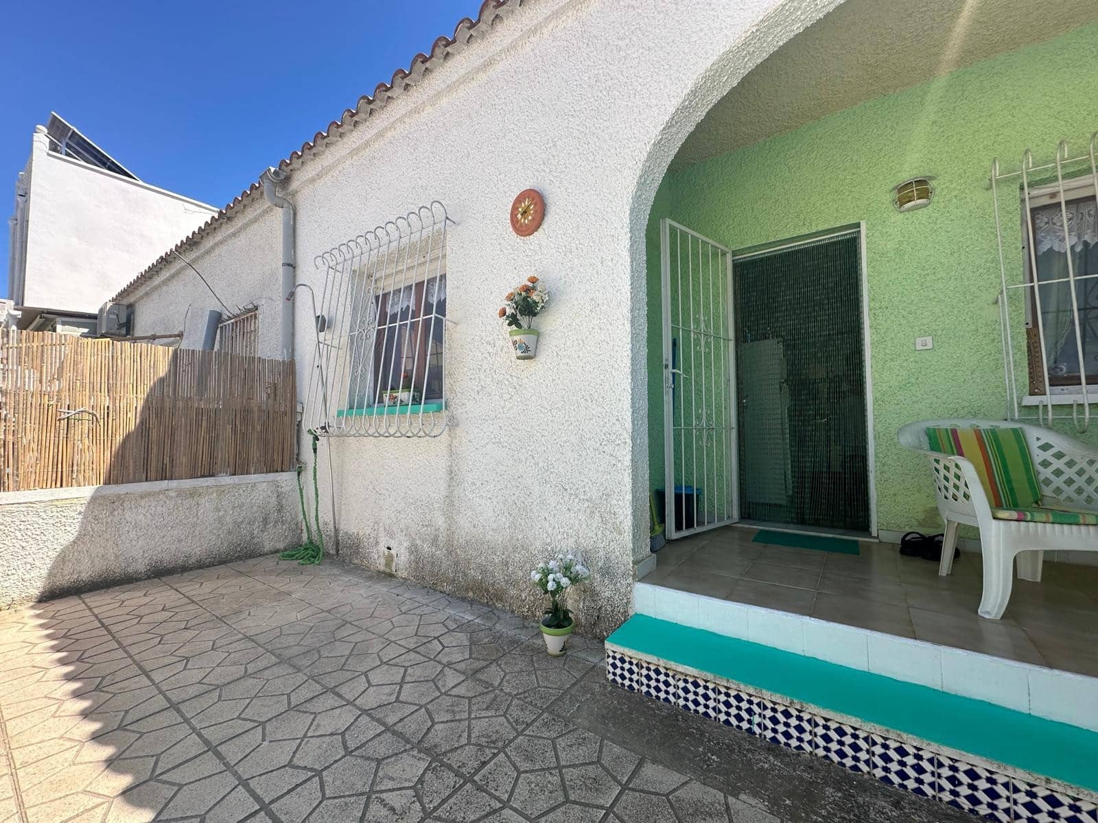 3 bedroom Townhouse for sale in La Marina - € 105,000 (Ref: 9850587)