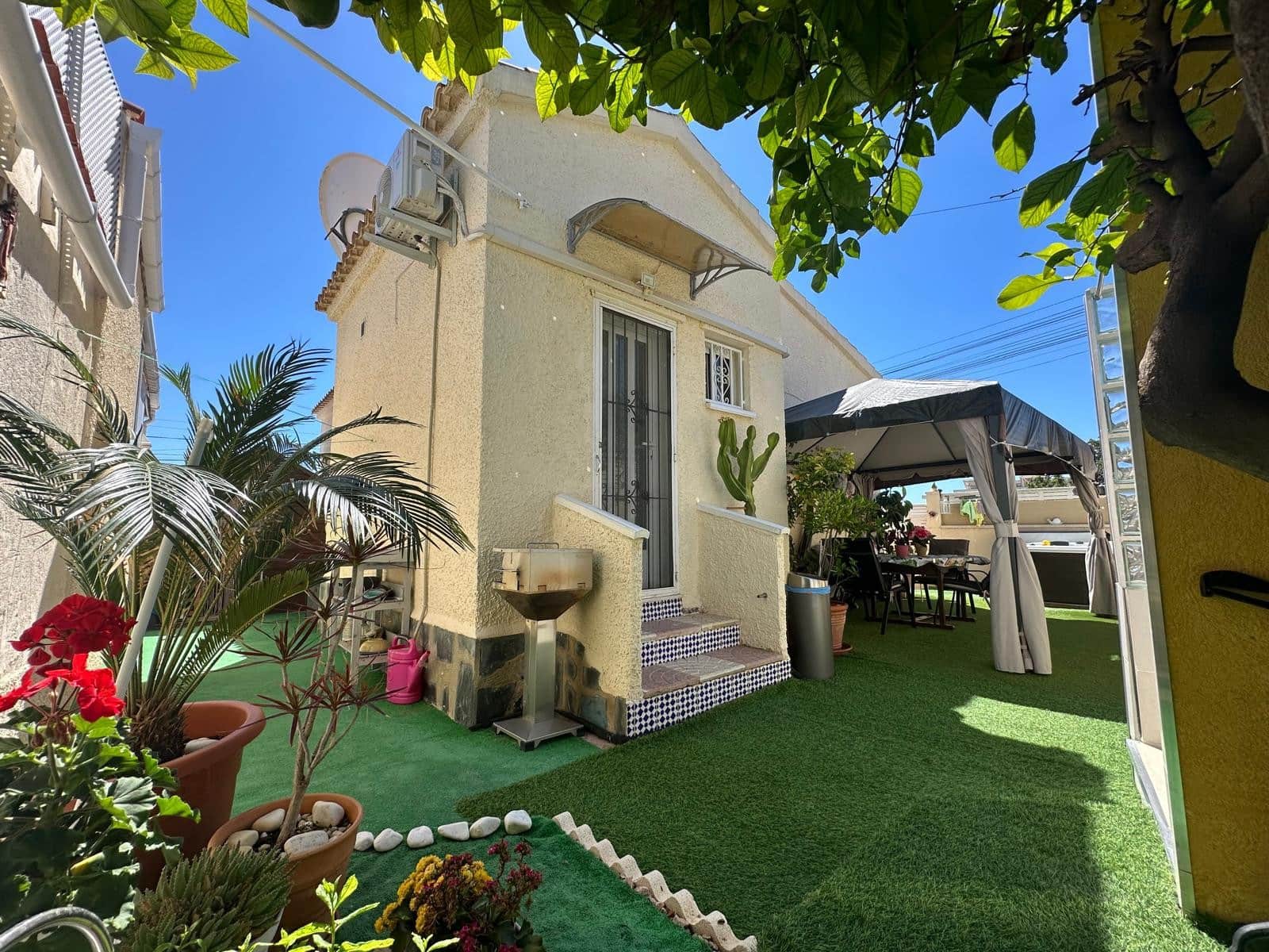 3 sypialnia Willa na sprzedaż w La Marina z garażem - 250 000 € (Ref: 9858653)