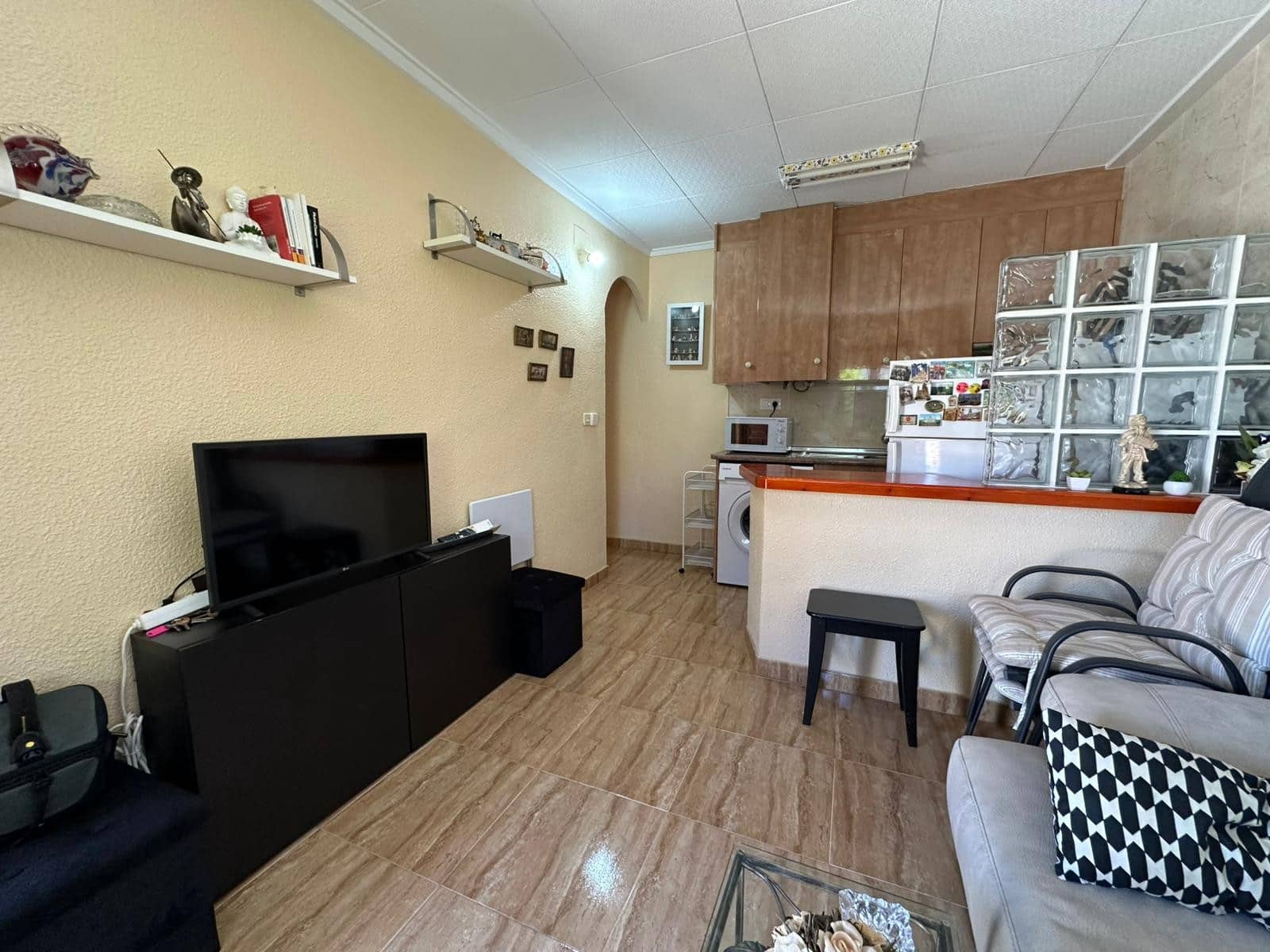 2 soveværelse Byhus til salg i La Marina - € 115.000 (Ref: 9858654)