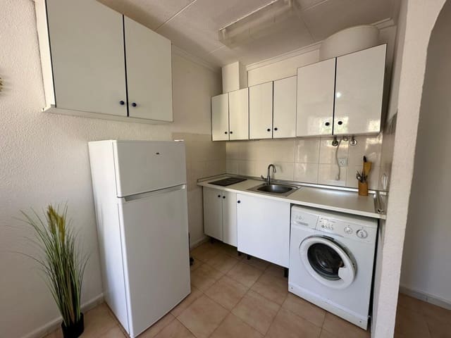 2 soveværelse Byhus til salg i La Marina, Elche / Elx - € 96.500 (Ref: 9858655)