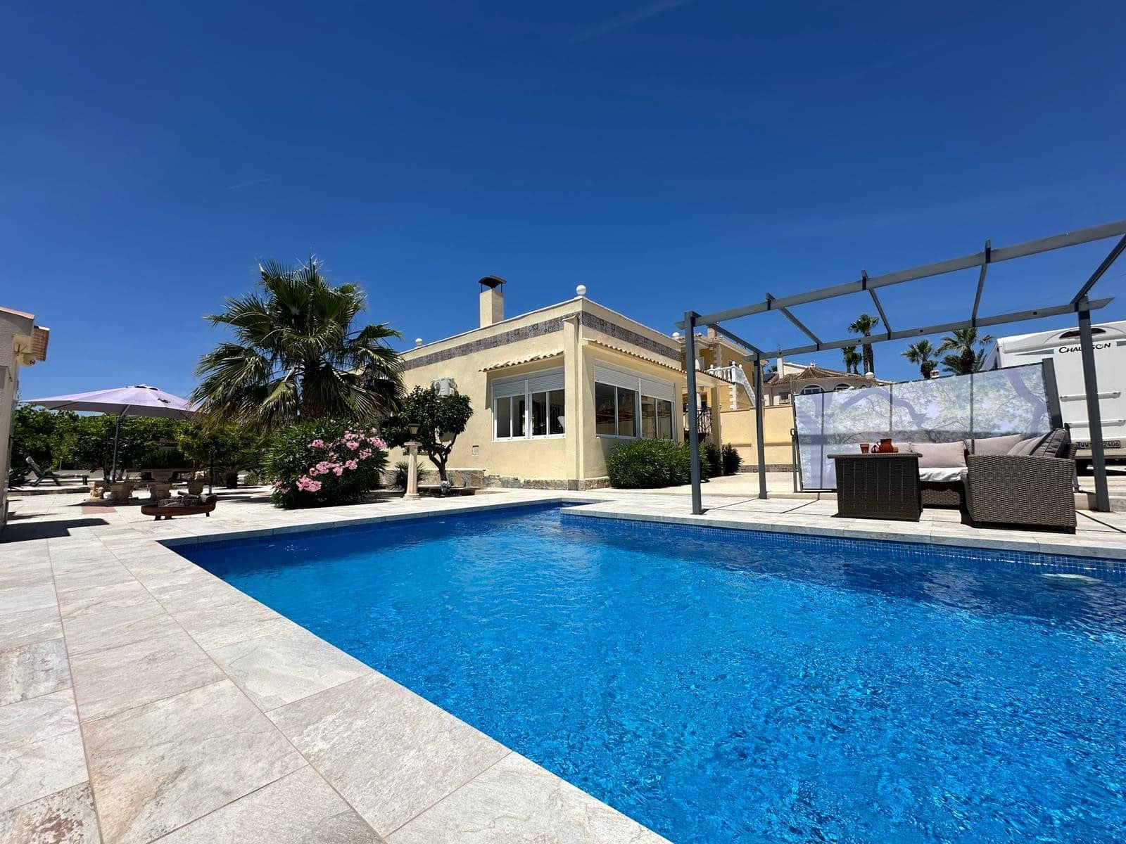 3 soveværelse Villa til salg i La Marina med swimmingpool garage - € 380.000 (Ref: 9867315)
