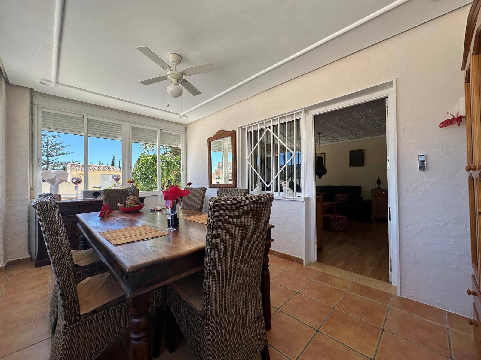 3 soveværelse Villa til salg i La Marina med swimmingpool garage - € 380.000 (Ref: 9867315)