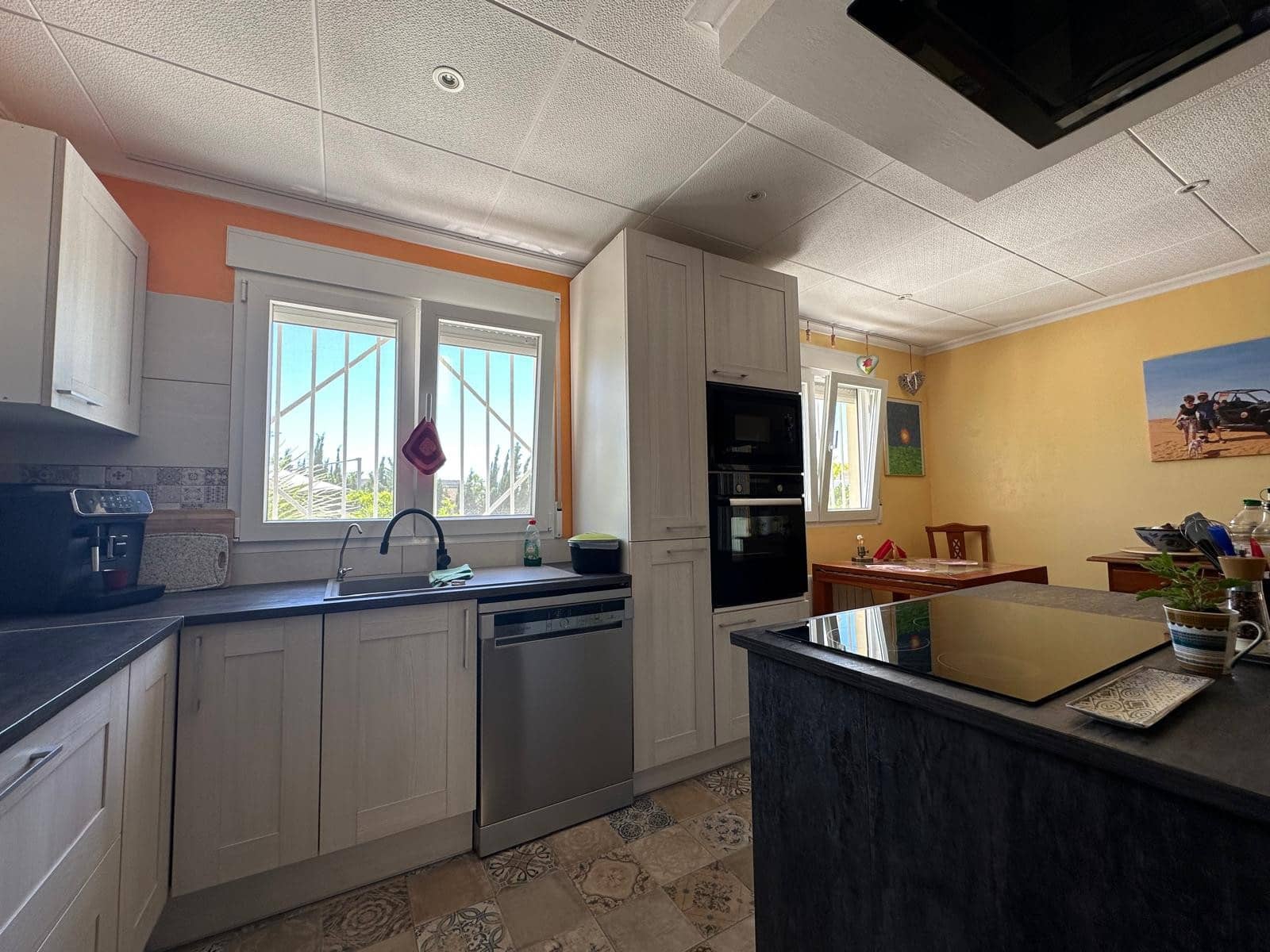 3 soveværelse Villa til salg i La Marina med swimmingpool garage - € 380.000 (Ref: 9867315)