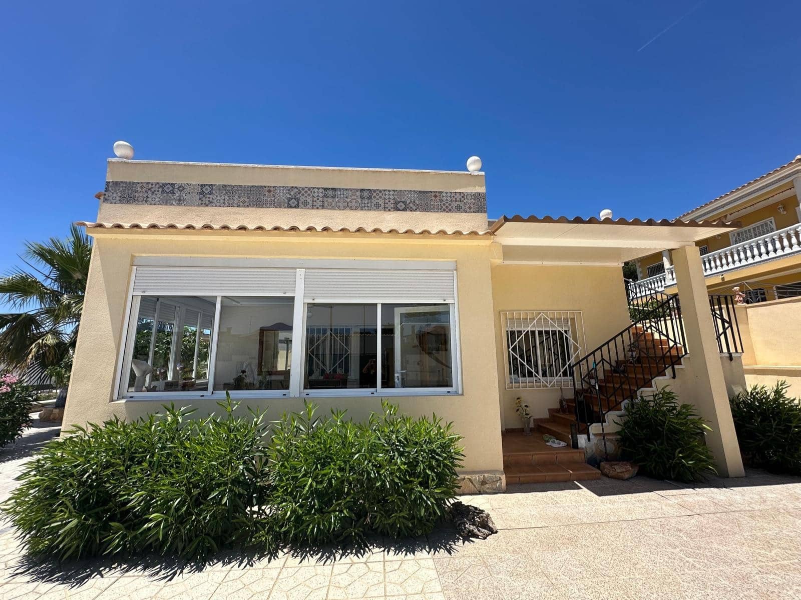 3 soveværelse Villa til salg i La Marina med swimmingpool garage - € 380.000 (Ref: 9867315)