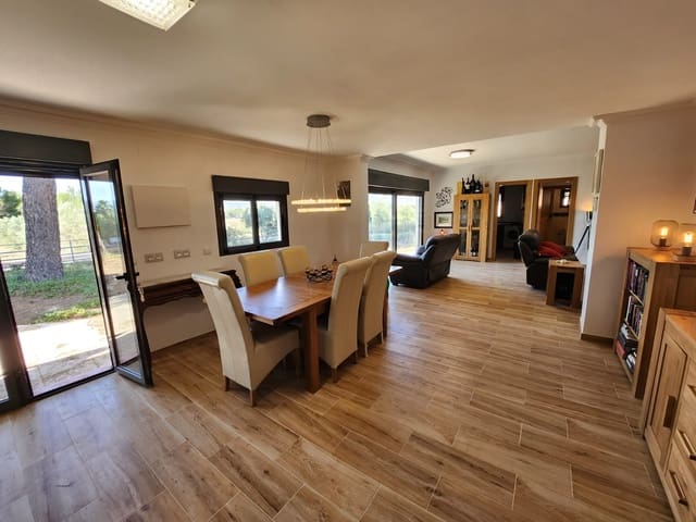 4 soverom Finca/Herregård til salgs i Villena med svømmebasseng garasje - € 255 000 (Ref: 9873858)