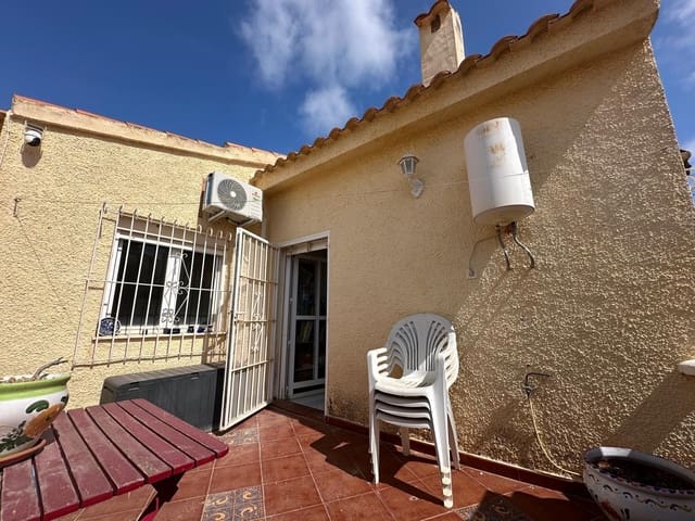 2 soveværelse Villa til salg i La Marina, Elche / Elx med garage - € 195.000 (Ref: 9893086)