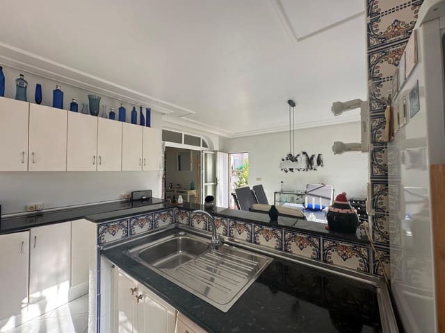 2 soveværelse Villa til salg i La Marina, Elche / Elx med garage - € 195.000 (Ref: 9893086)